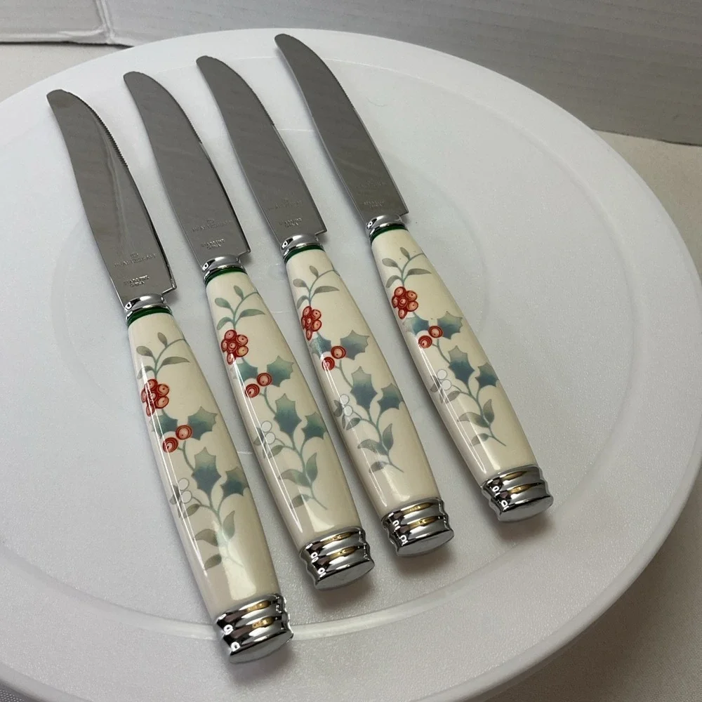 Pfaltzgraff WINTERBERRY 4pc Stainless Steel Dinner Knives‎
